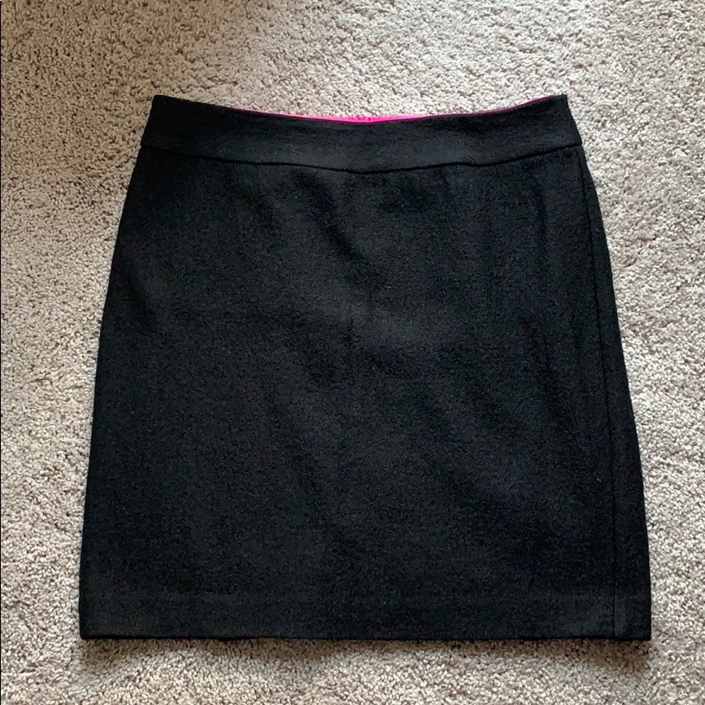 Banana Republic black pencil skirt